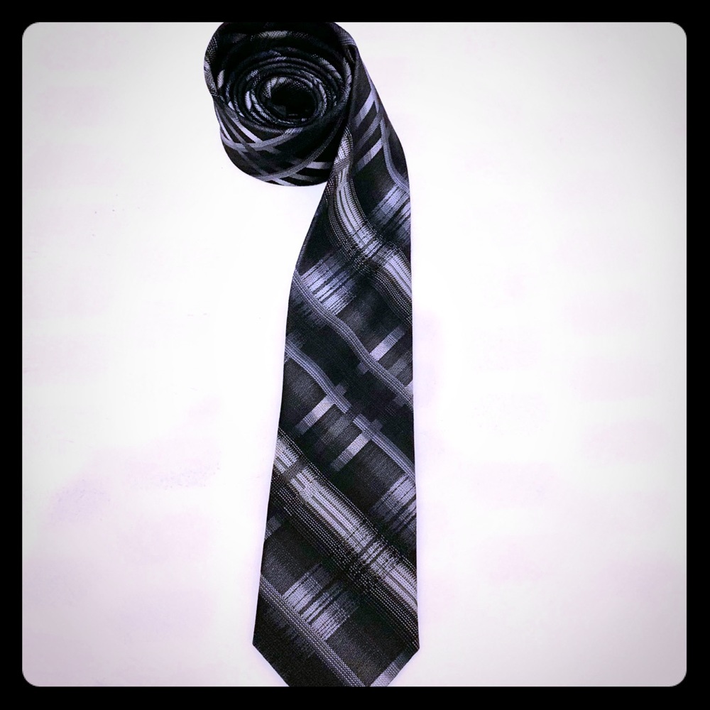 VanHeusen Studio Slim Tie